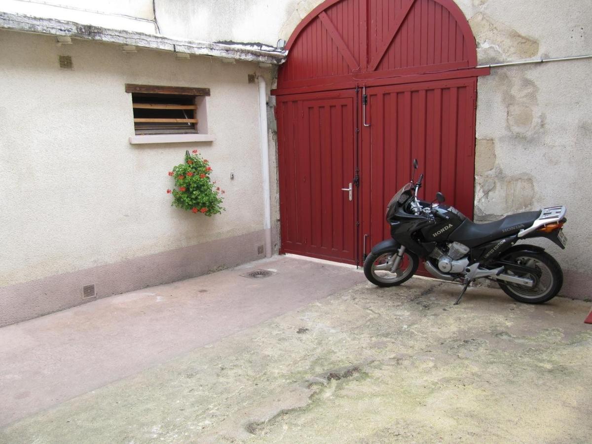 Pub Vauban Terreaux Hotel Avallon Kültér fotó